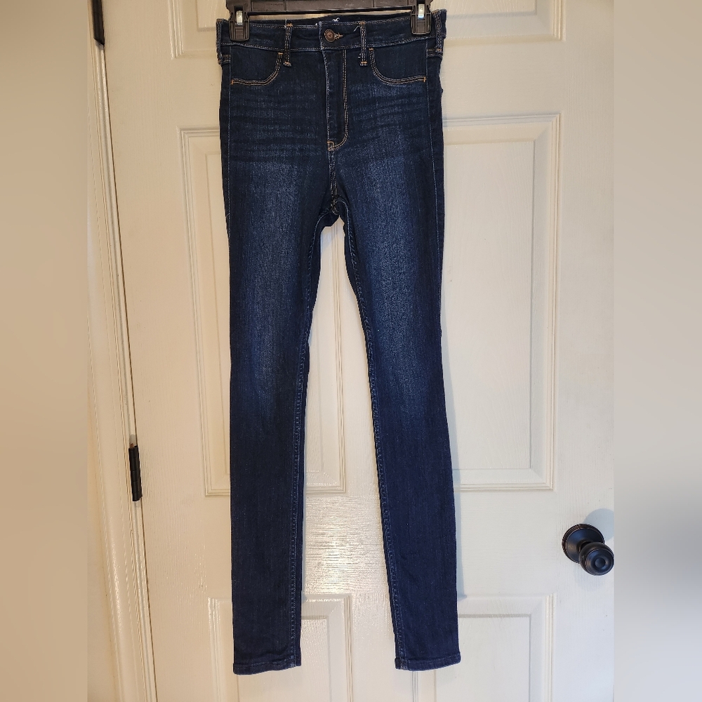 Hollister Skinny/Straight Leg Dark Wash Jeans, Size 1 Long